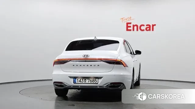 Hyundai The New Grandeur IG id 3453471 из Кореи 14