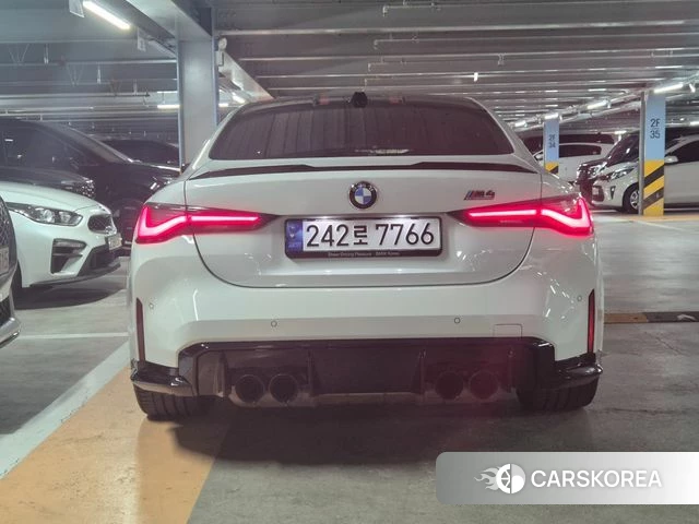 BMW M4 (G82) 2023 Белый из Кореи, фото 5