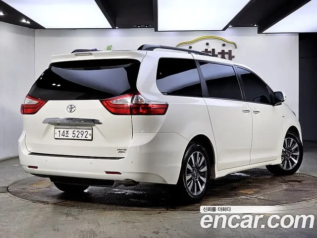 Toyota Sienna id 2876803 из Кореи 14