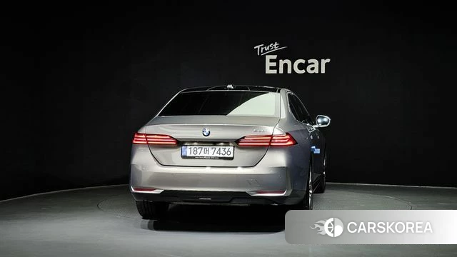 BMW 5 Series (G60) id 4421519 из Кореи 14
