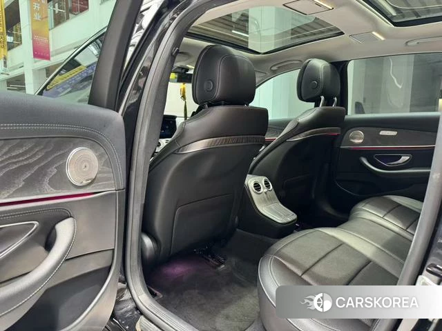 Mercedes-Benz E-class id 4272656 из Китая 17