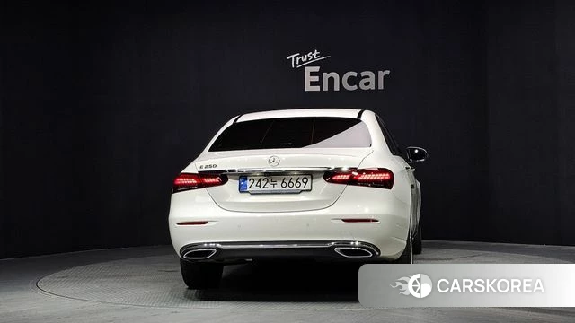 Mercedes-Benz E-Class W213 id 4613069 из Кореи 27