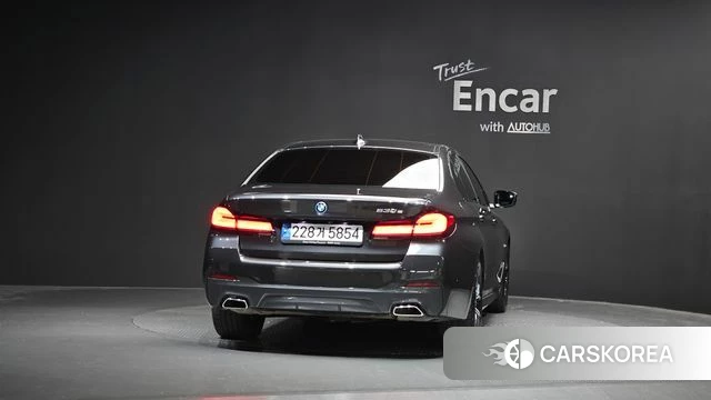 BMW 5 Series (G30) id 4506093 из Кореи 28