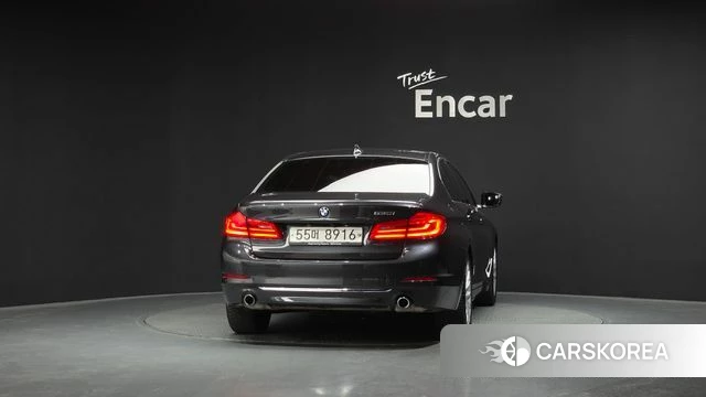 BMW 5 Series (G30) id 4304730 из Кореи 14