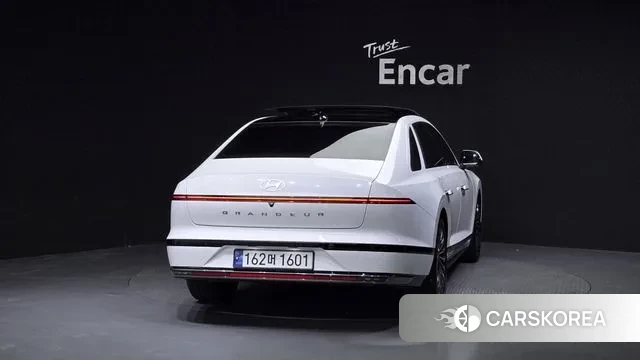 Hyundai Grandeur Hybrid (GN7) id 3011343 из Кореи 14