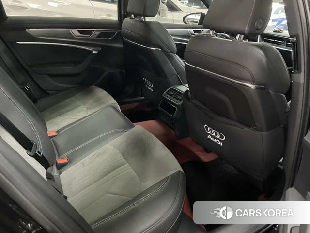 Audi A6L id 4335173 из Китая 8