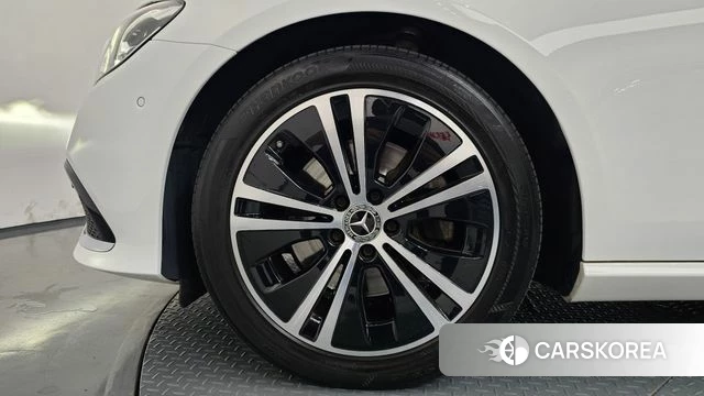 Mercedes-Benz E-Class W213 id 4848883 из Кореи 29