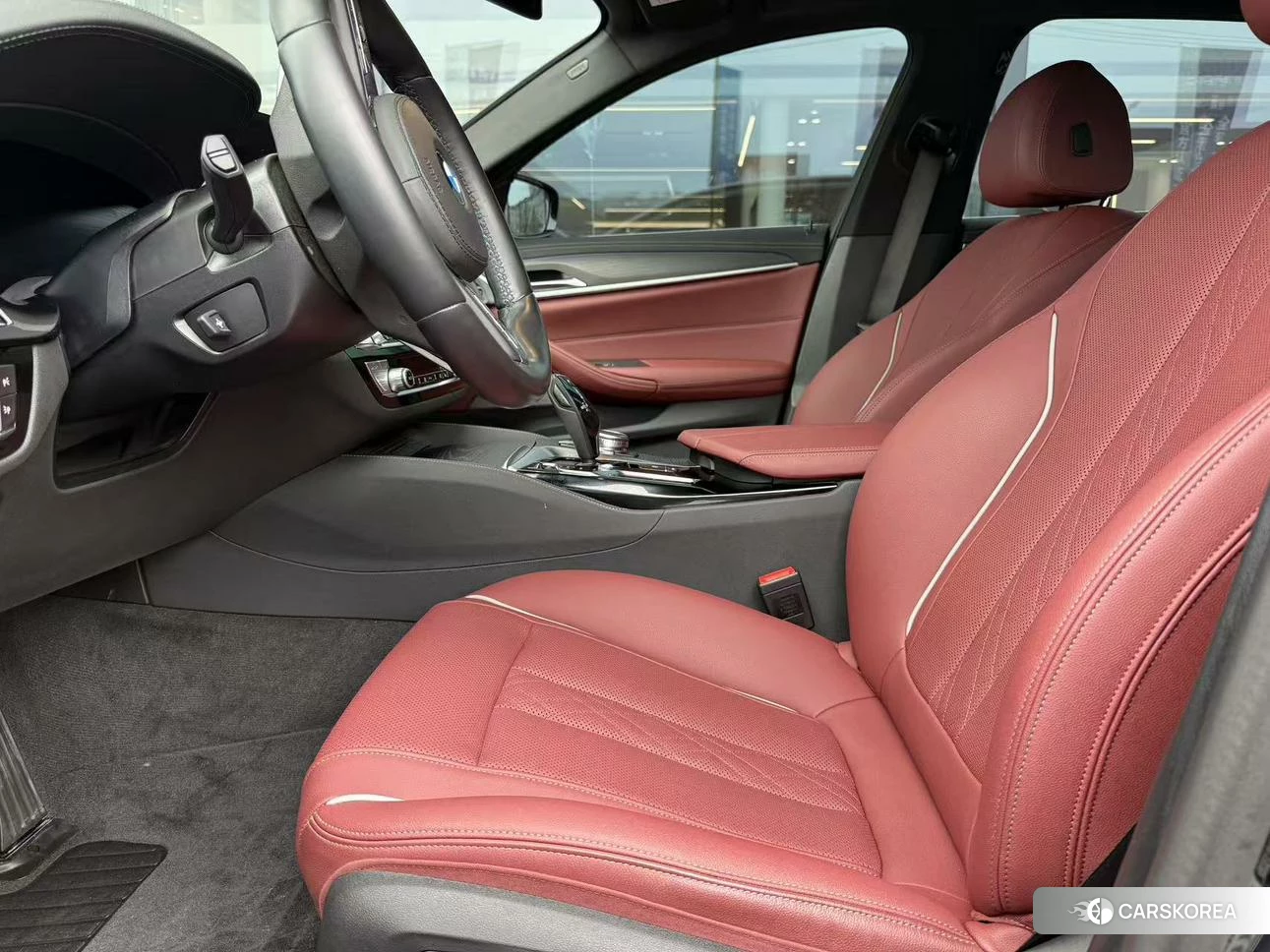 BMW 5 series 2023 Черный из Китая, фото 5