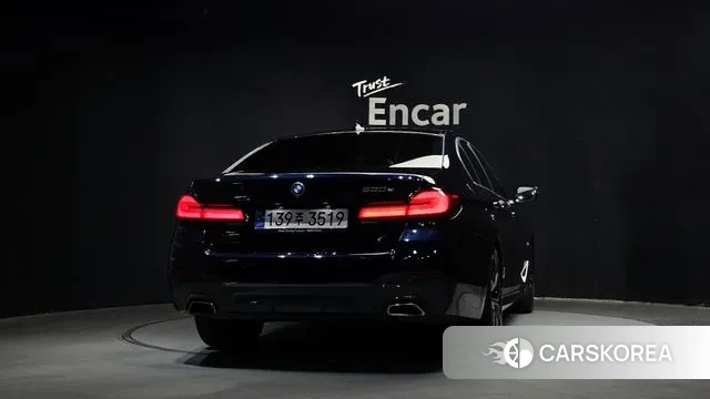 BMW 5 Series (G30) id 3771174 из Кореи 14