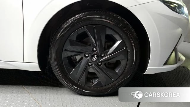 Hyundai Avante (CN7) id 3859877 из Кореи 14