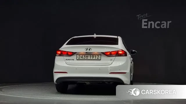 Hyundai Avante AD id 2981903 из Кореи 14