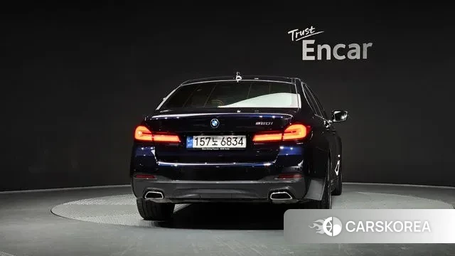 BMW 5 Series (G30) id 3493535 из Кореи 14