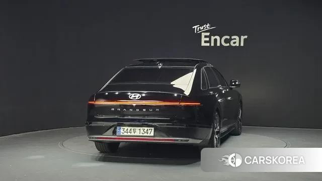 Hyundai Grandeur (GN7) id 3426965 из Кореи 14