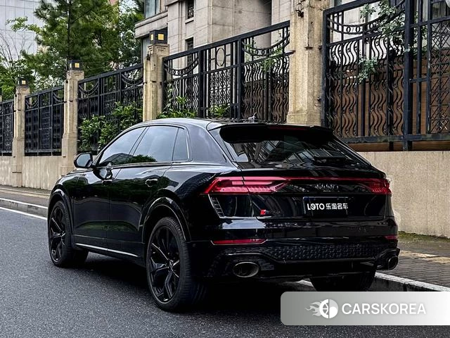 Audi RS Q8 id 4260849 из Китая 13