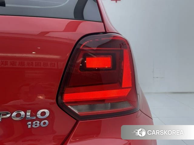Volkswagen Polo id 4253338 из Китая 17