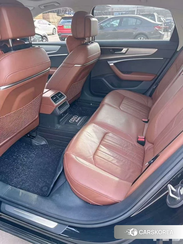 Audi A6L 2021 Черный из Китая, фото 4
