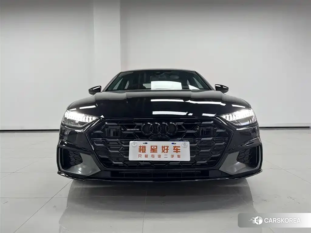 Audi A7L id 4622463 из Китая 11