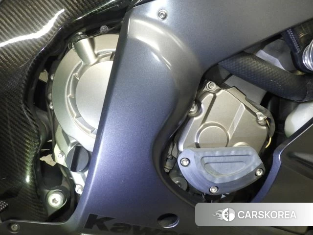 Engine photo