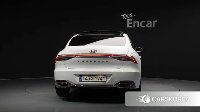 Hyundai The New Grandeur IG Hybrid id 4917241 из Кореи 34