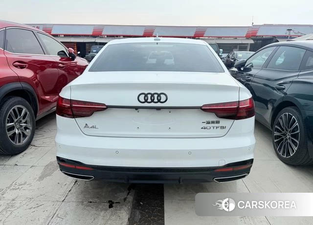 Audi A4L id 4307014 из Китая 10
