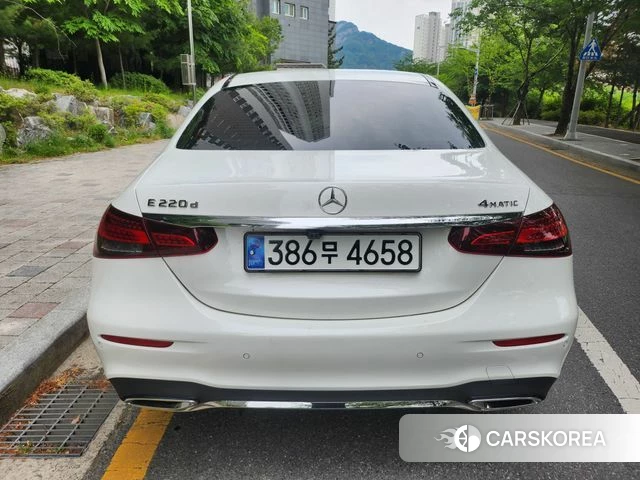 Mercedes-Benz E-Class W213 id 4344708 из Кореи 14