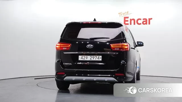 Kia The New Carnival id 3773031 из Кореи 14