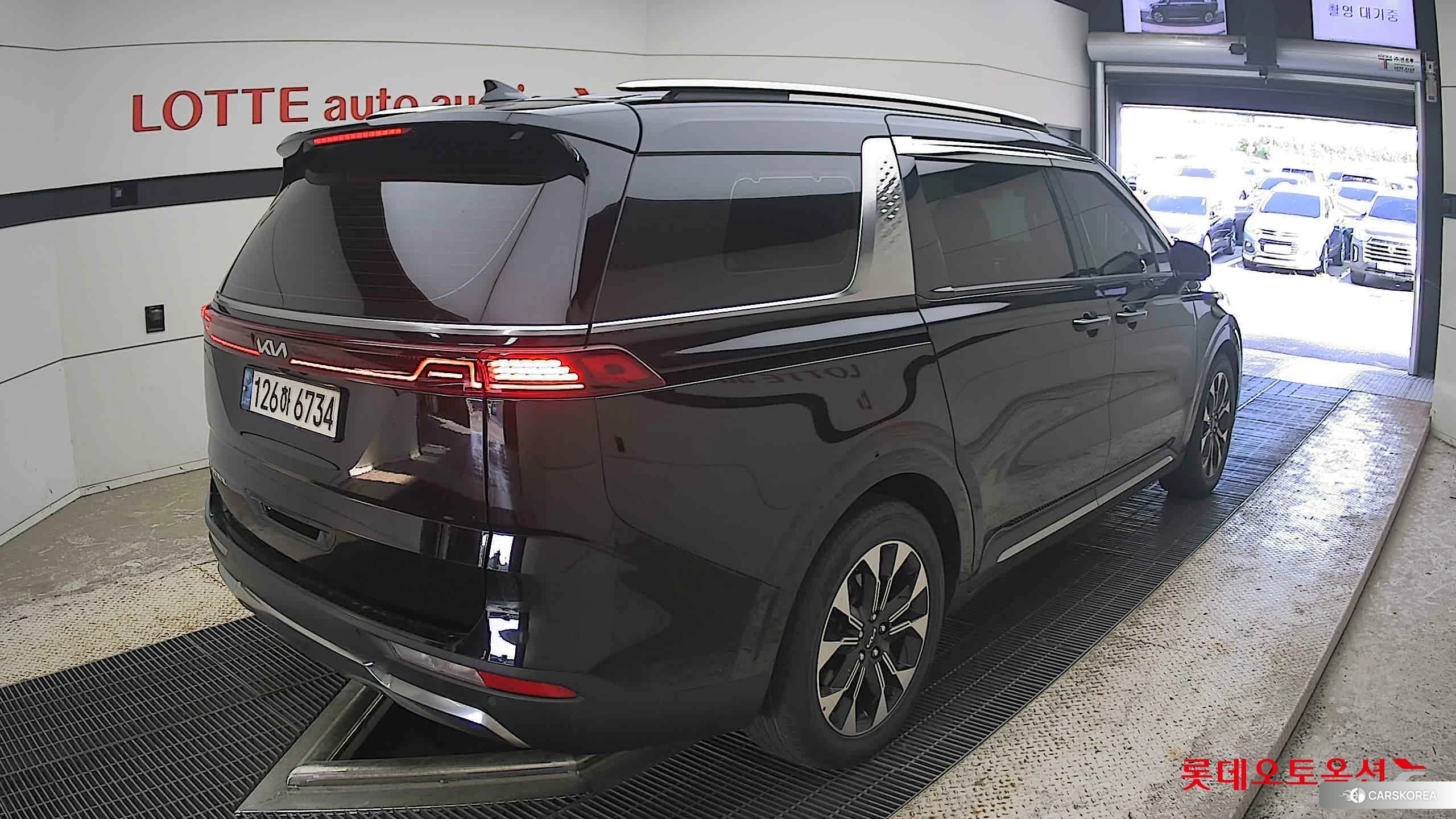 Kia Carnival id 4504365 из Кореи 31