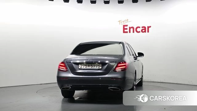 Mercedes-Benz E-Class W213 id 4708336 из Кореи 14