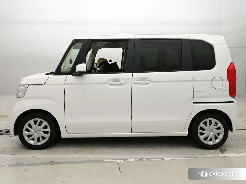 Honda N-Box 2023 из Японии, фото 4