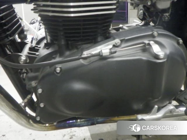 Engine photo