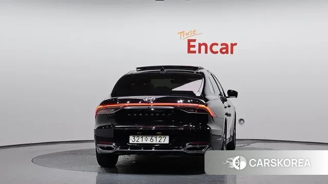 Hyundai The New Grandeur IG Hybrid id 3043257 из Кореи 14