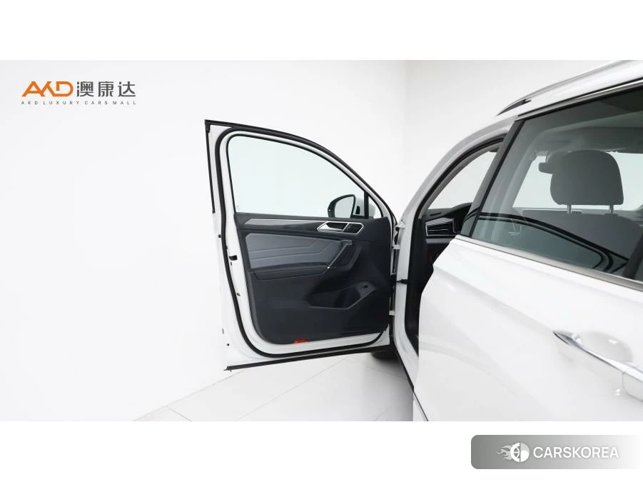 Volkswagen Tiguan L 2021 Белый из Китая, фото 4