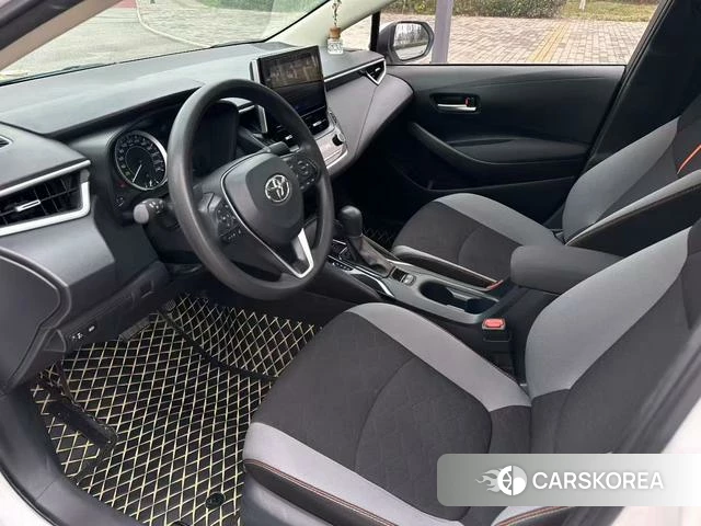 Toyota Corolla 2023 Белый из Китая, фото 4