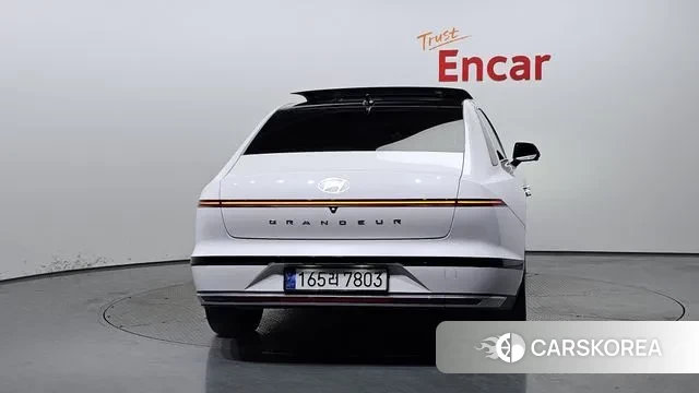 Hyundai Grandeur Hybrid (GN7) id 3026971 из Кореи 14