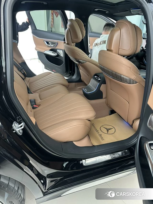 Mercedes-Benz E-class 2025 Черный из Китая, фото 5