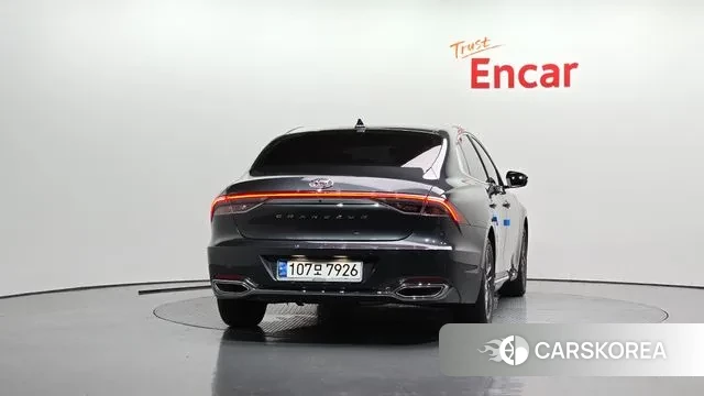 Hyundai The New Grandeur IG id 3054887 из Кореи 14