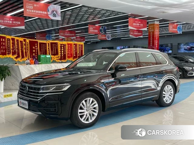 Volkswagen Touareg id 4348796 из Китая 24