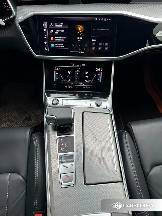 Audi A6L id 4260788 из Китая 17