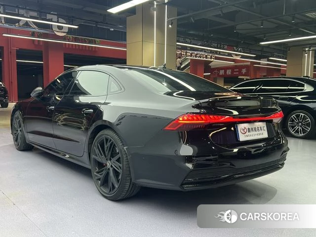 Audi A7L id 4278724 из Китая 13