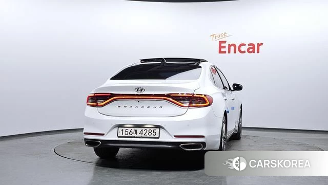 Hyundai Grandeur IG id 3853700 из Кореи 14