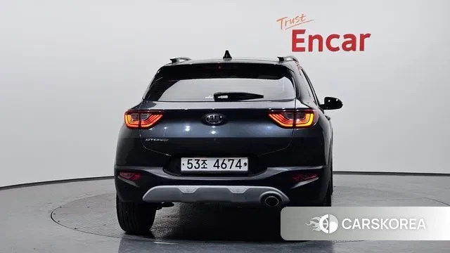 Kia Stonic id 3510025 из Кореи 14