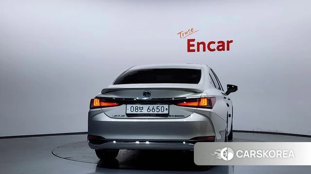 Lexus ES300h 7th generation id 4435527 из Кореи 14