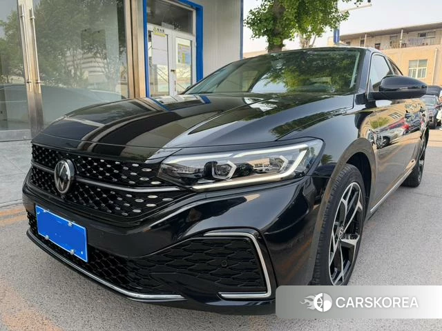 Volkswagen Passat 2024 Черный из Китая, фото 4