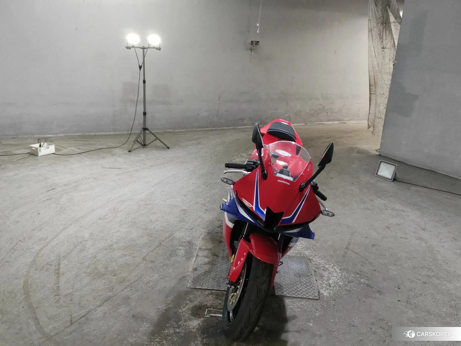 Проданный Honda CBR600RR id 3947209 из Японии, фото 4