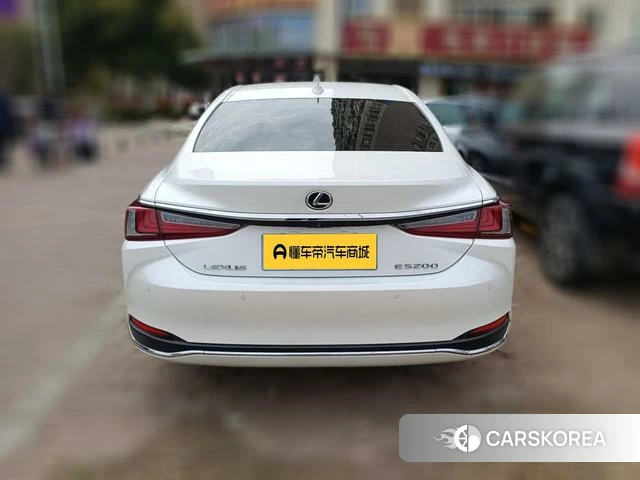 Lexus ES 2021 Белый из Китая, фото 4