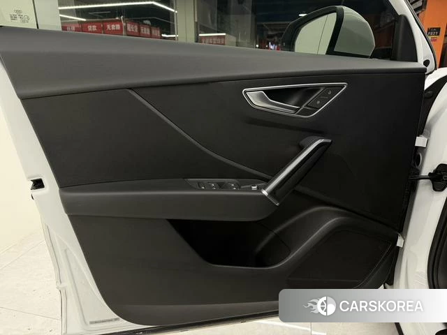 Audi Q2L id 4207401 из Китая 14
