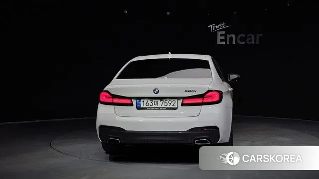 BMW 5 Series (G30) id 3473088 из Кореи 14