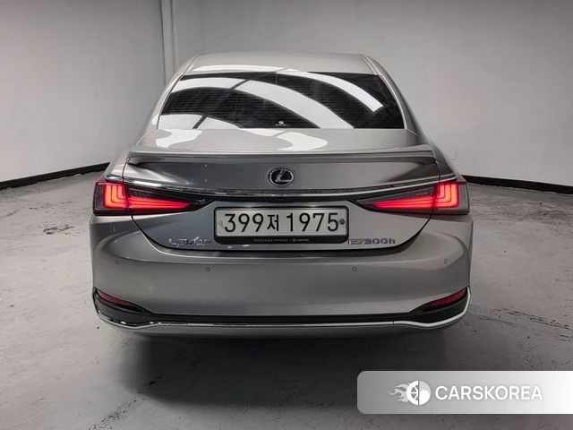 Lexus ES300h 7th generation id 4586933 из Кореи 14