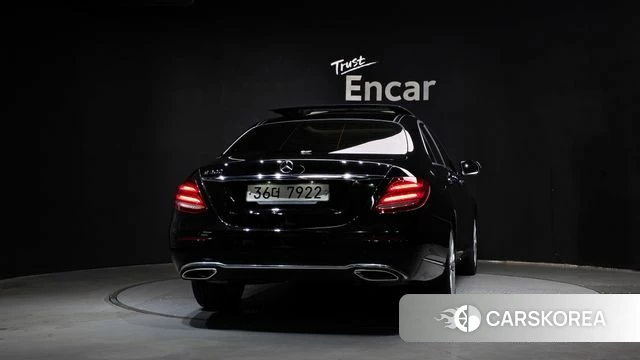 Mercedes-Benz E-Class W213 id 4693808 из Кореи 26