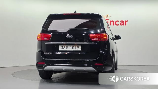 Kia The New Carnival id 4586999 из Кореи 14